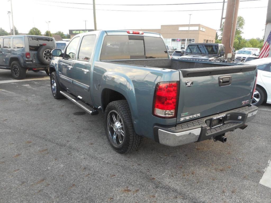 used 2011 GMC Sierra 1500 car, priced at $15,900