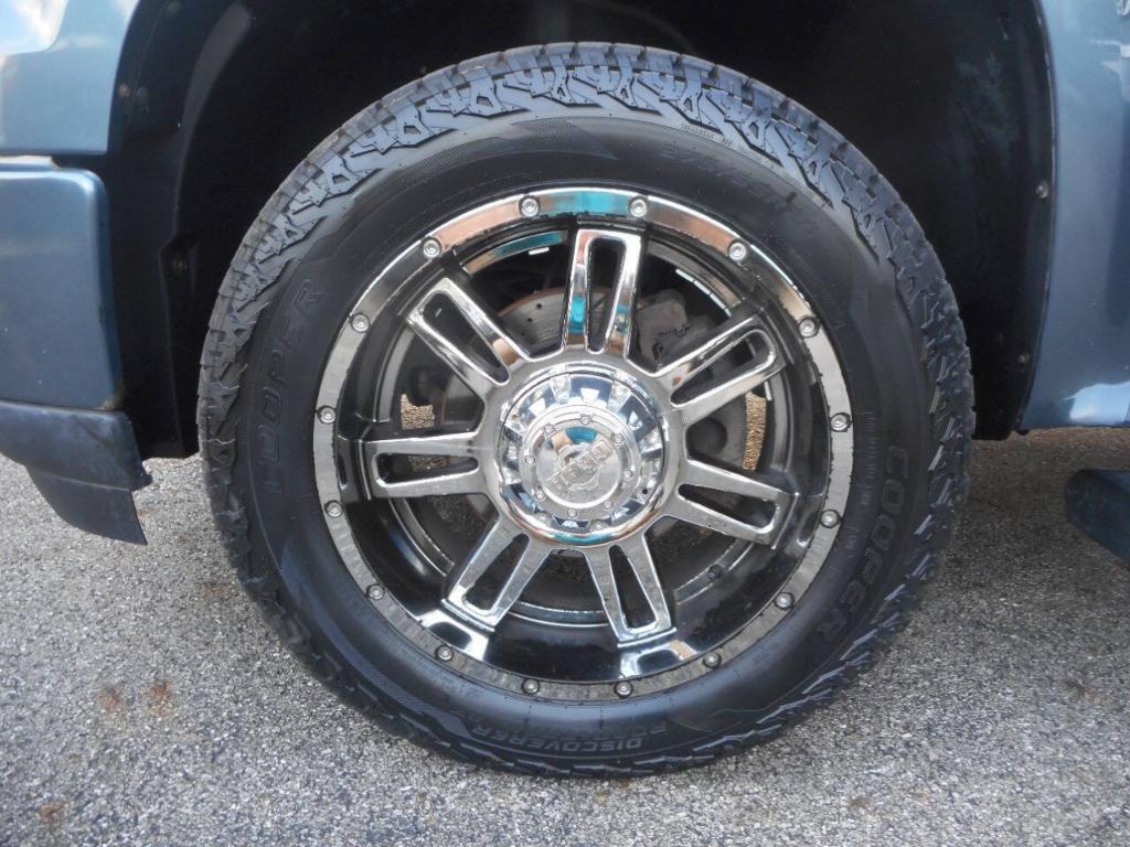 used 2011 GMC Sierra 1500 car, priced at $15,900