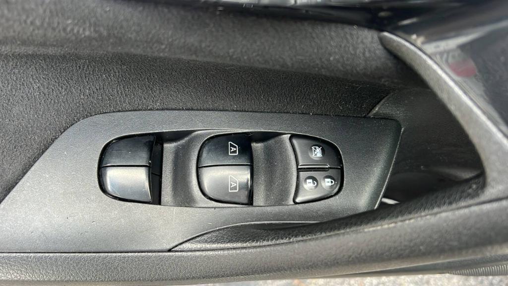 used 2014 Nissan Altima car, priced at $7,900