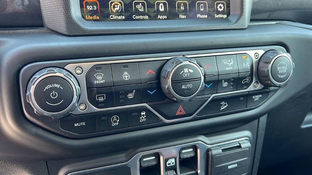 used 2020 Jeep Wrangler Unlimited car, priced at $35,900