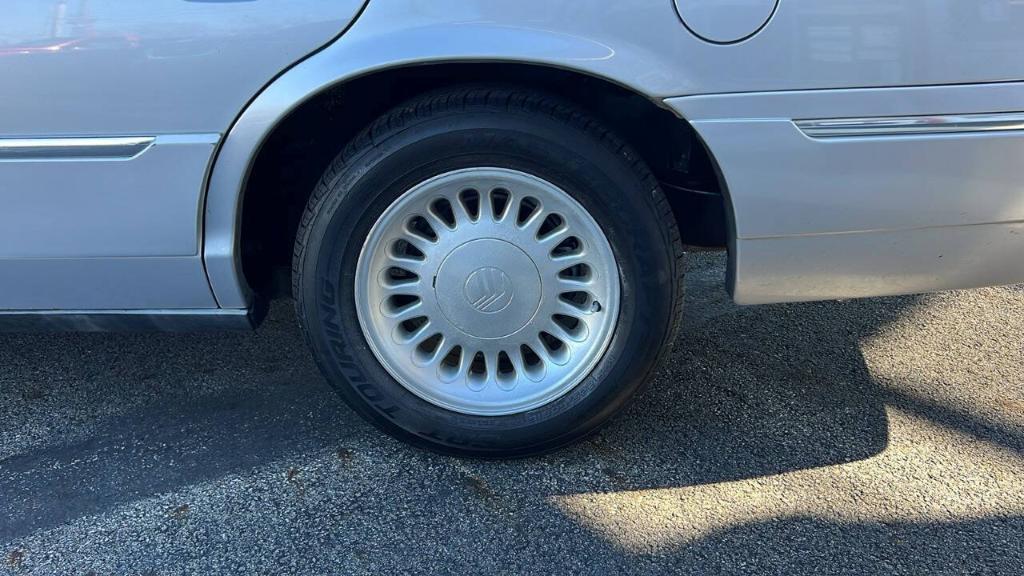 used 2001 Mercury Grand Marquis car, priced at $4,900