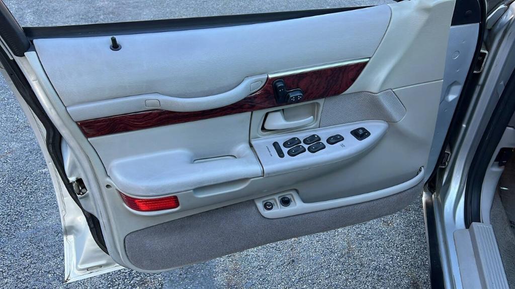 used 2001 Mercury Grand Marquis car, priced at $4,900