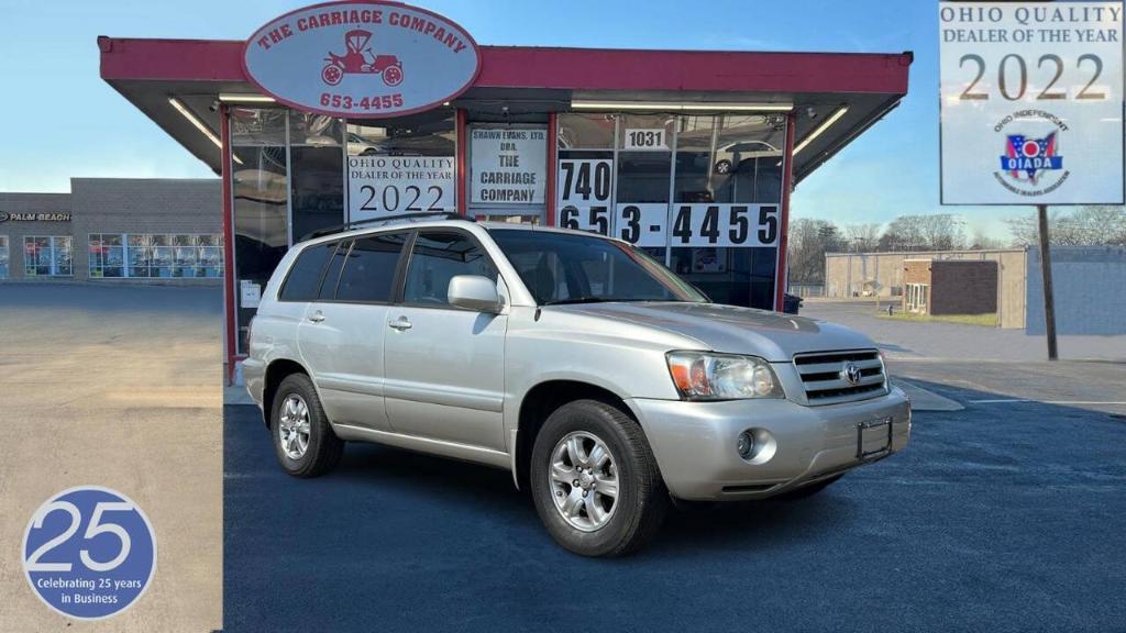 used 2005 Toyota Highlander car, priced at $8,900