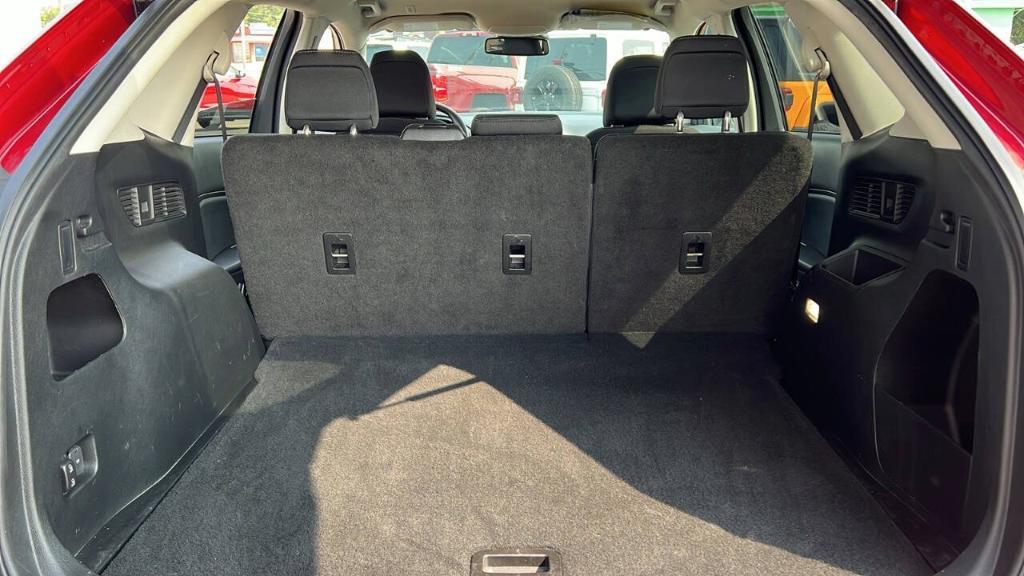 used 2023 Ford Edge car, priced at $22,900