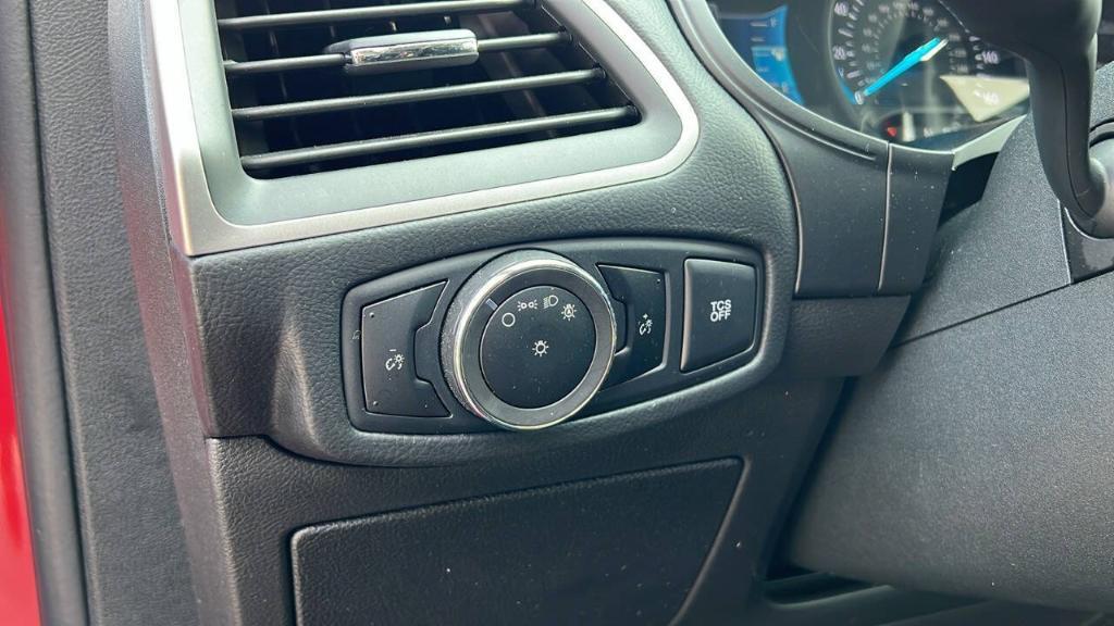 used 2023 Ford Edge car, priced at $22,900