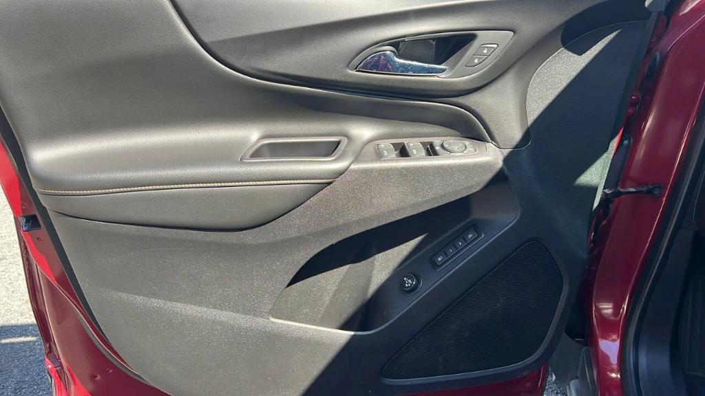 used 2019 Chevrolet Equinox car, priced at $22,900