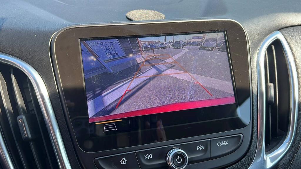 used 2019 Chevrolet Equinox car, priced at $22,900