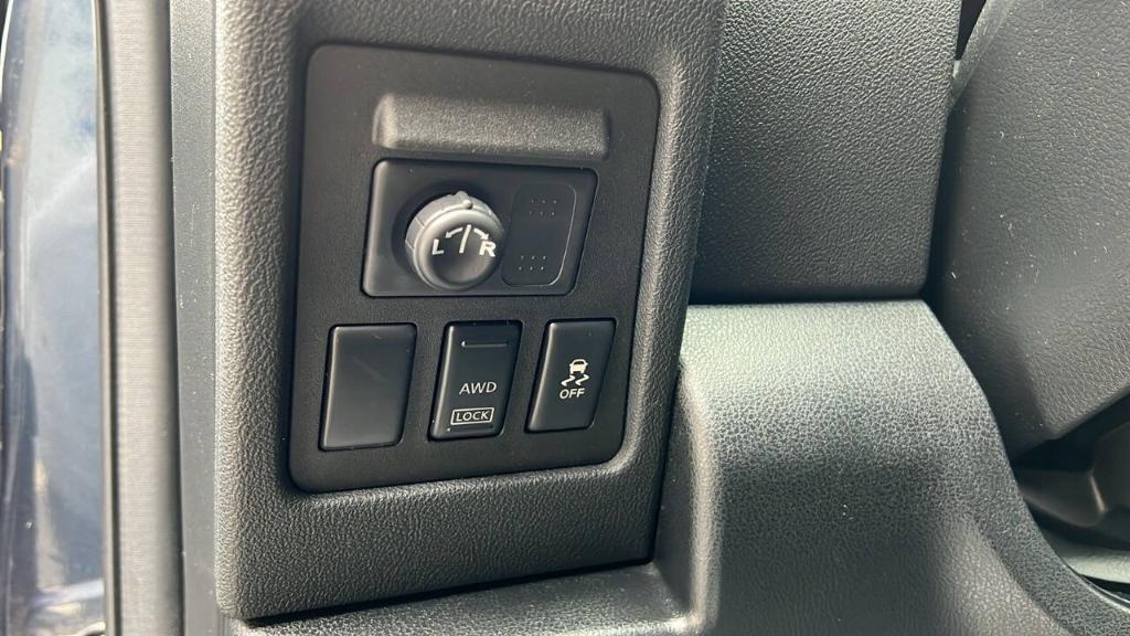 used 2013 Nissan Rogue car, priced at $8,900