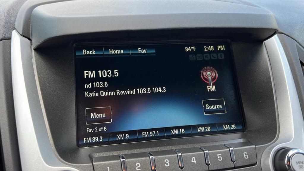 used 2015 Chevrolet Equinox car, priced at $10,900