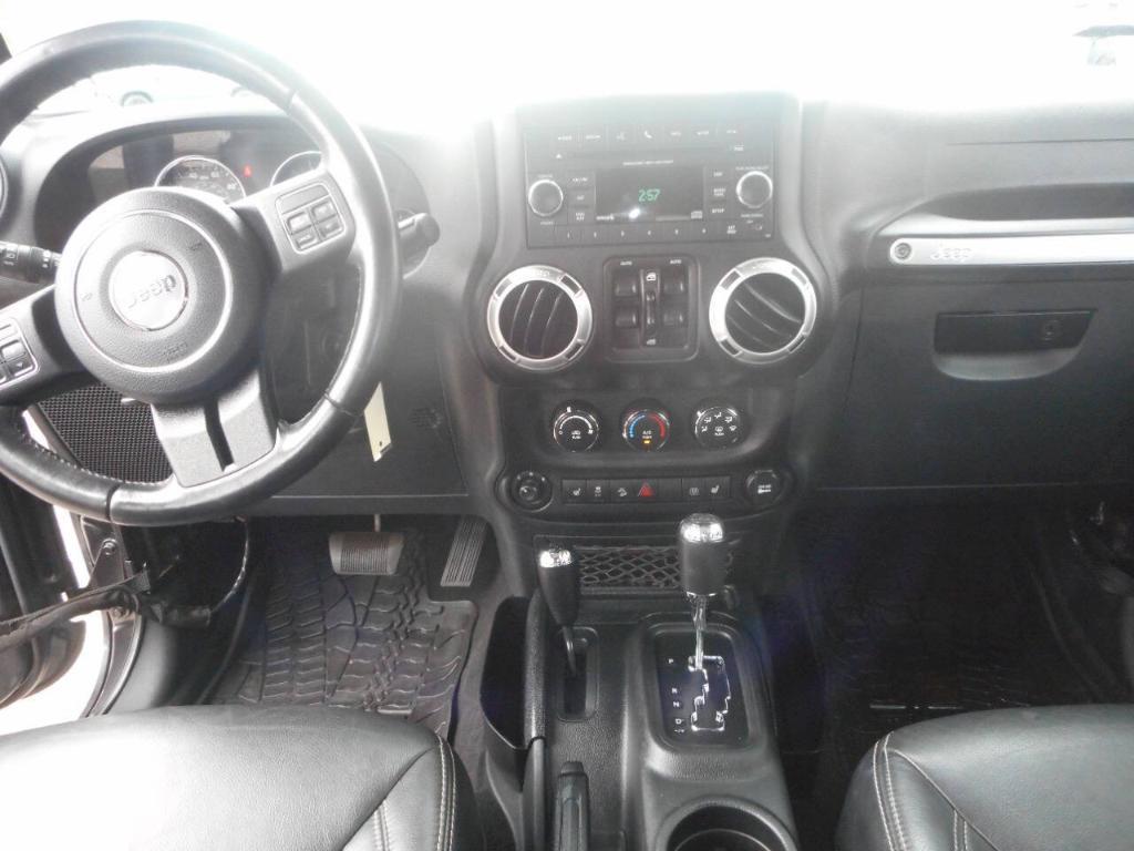 used 2016 Jeep Wrangler Unlimited car, priced at $21,900