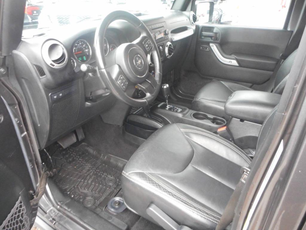 used 2016 Jeep Wrangler Unlimited car, priced at $21,900