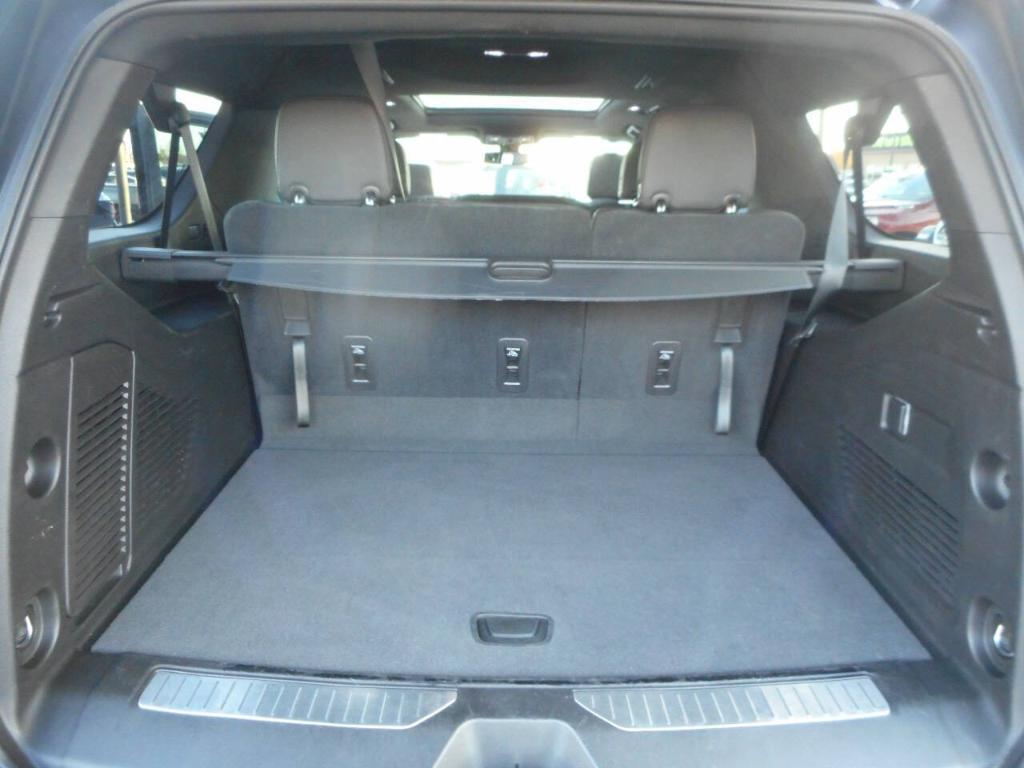 used 2021 Chevrolet Suburban car, priced at $32,900