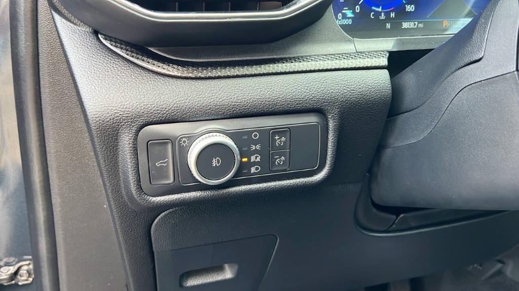 used 2022 Ford Explorer car, priced at $39,900