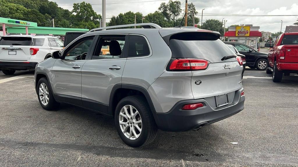 used 2015 Jeep Cherokee car, priced at $12,900