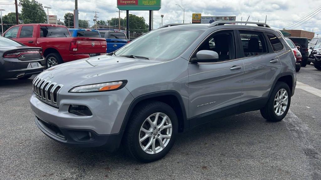 used 2015 Jeep Cherokee car, priced at $12,900