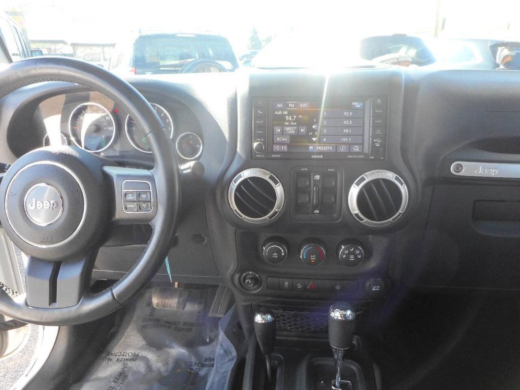 used 2016 Jeep Wrangler Unlimited car, priced at $21,900