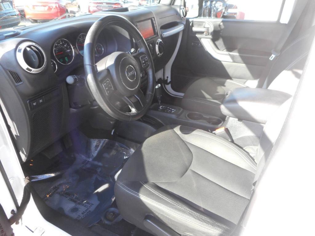 used 2016 Jeep Wrangler Unlimited car, priced at $21,900