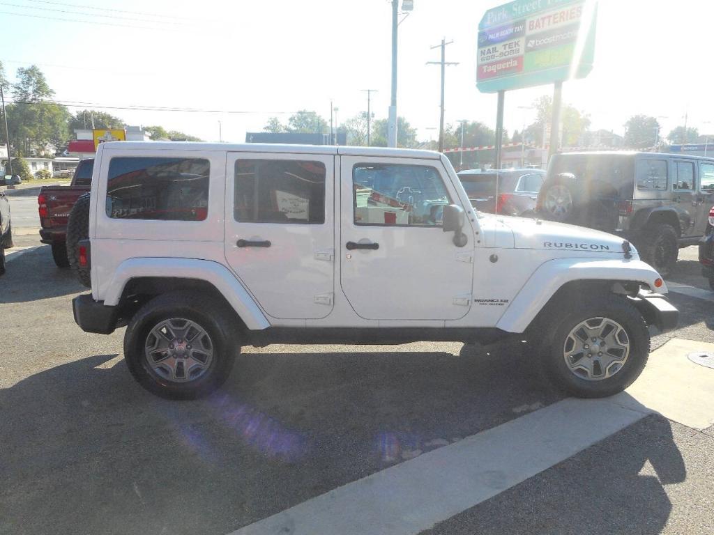 used 2016 Jeep Wrangler Unlimited car, priced at $21,900