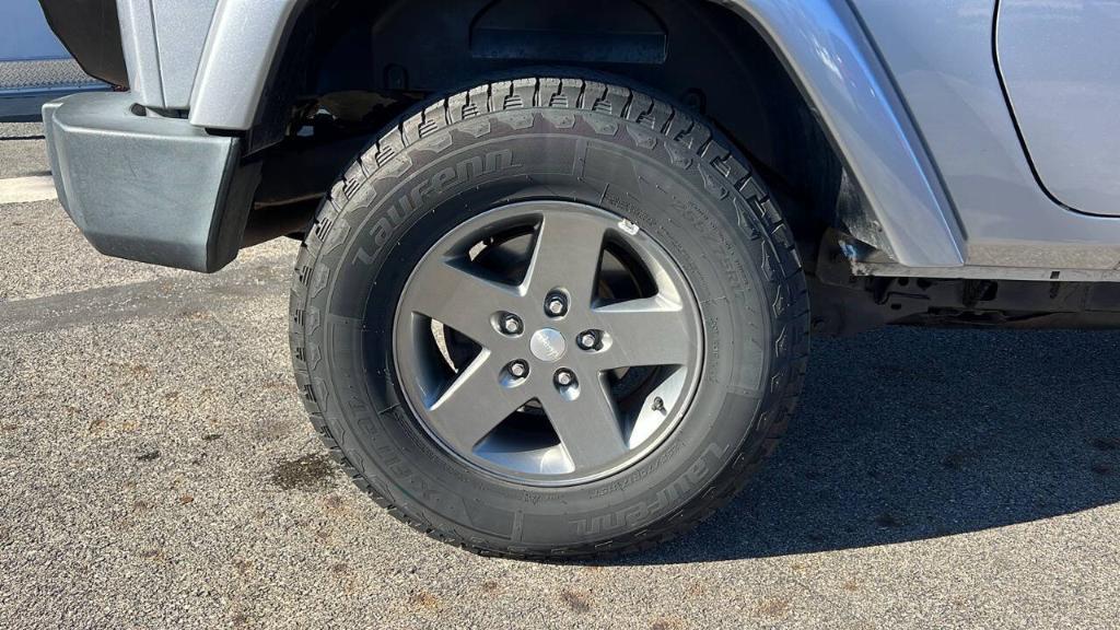 used 2013 Jeep Wrangler car, priced at $14,900