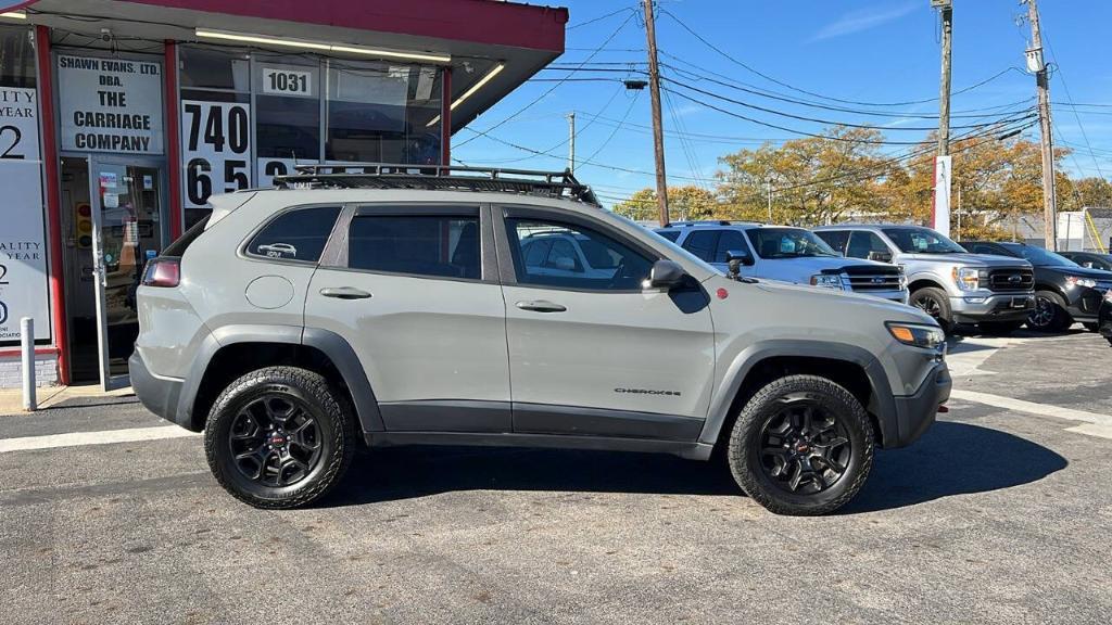 used 2019 Jeep Cherokee car, priced at $21,900