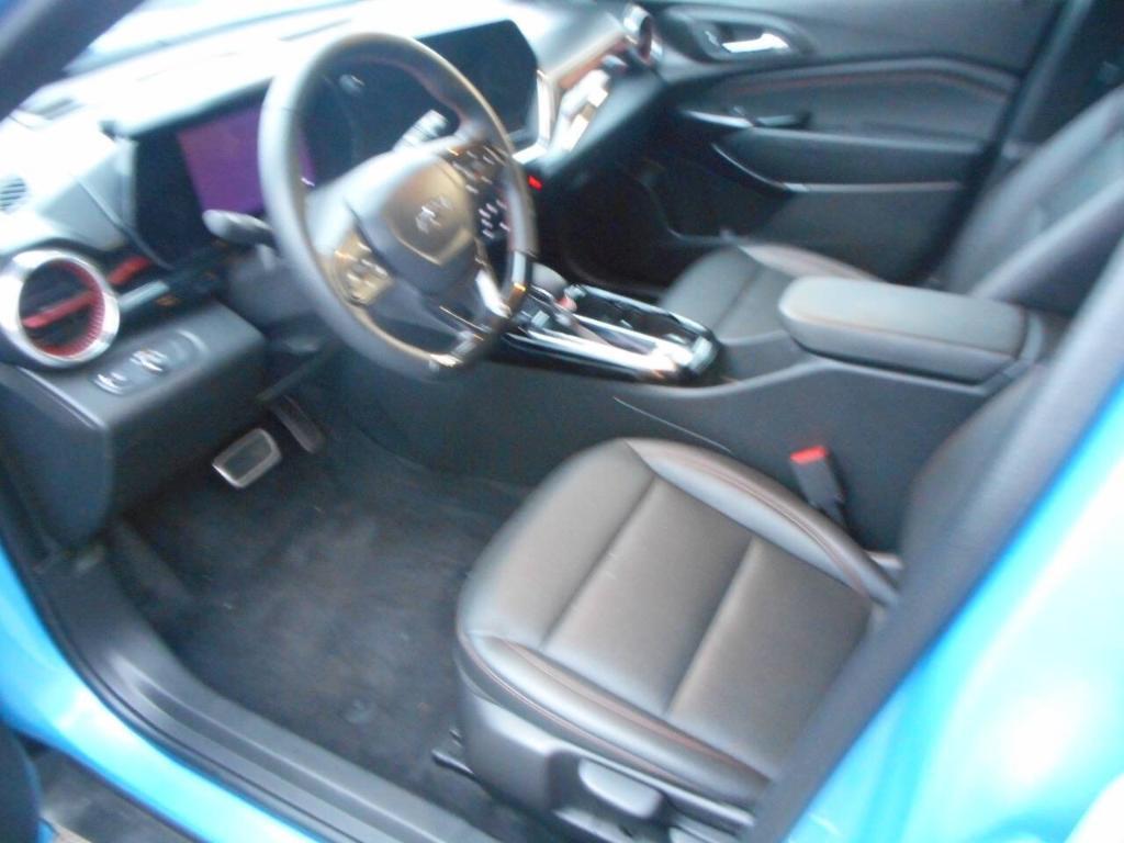 used 2025 Chevrolet Trax car, priced at $23,900