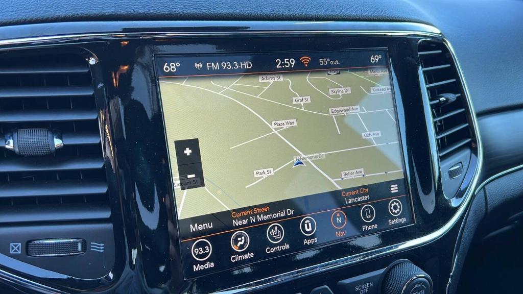 used 2021 Jeep Grand Cherokee car, priced at $28,900