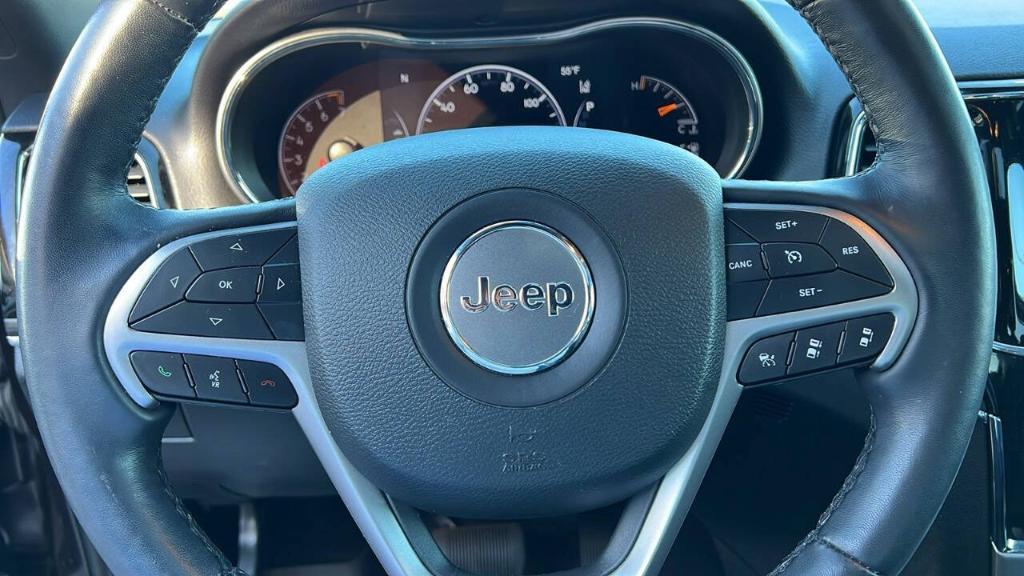 used 2021 Jeep Grand Cherokee car, priced at $28,900