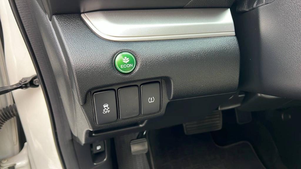 used 2016 Honda CR-V car, priced at $11,900