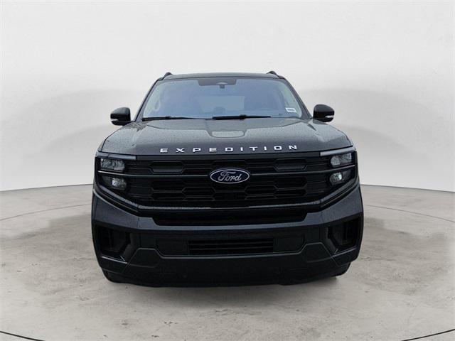 new 2025 Ford Expedition Max car, priced at $73,652