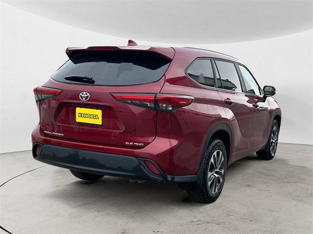 used 2023 Toyota Highlander car, priced at $41,988