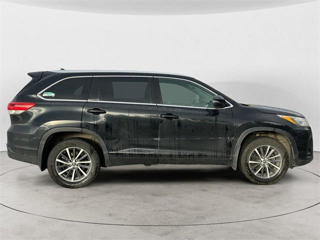 used 2018 Toyota Highlander car, priced at $24,988