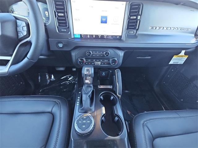 new 2025 Ford Bronco car, priced at $61,171