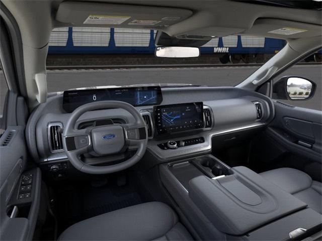 new 2025 Ford Expedition Max car, priced at $77,084