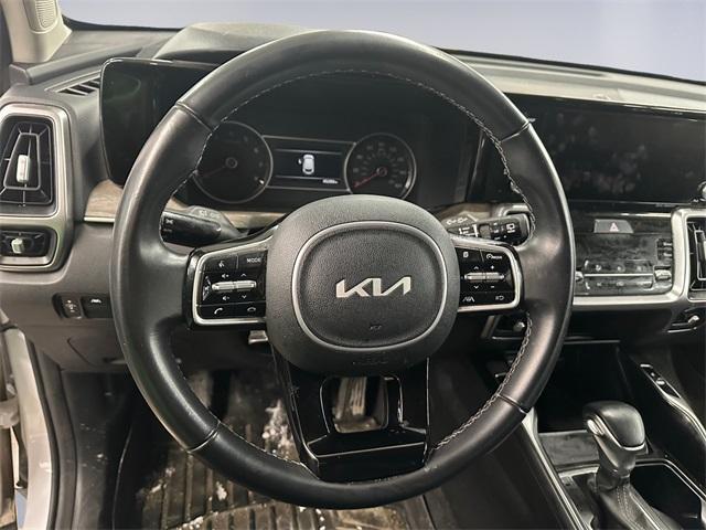 used 2022 Kia Sorento car, priced at $29,659