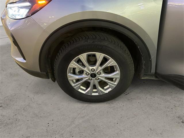 used 2024 Ford Escape car, priced at $25,988