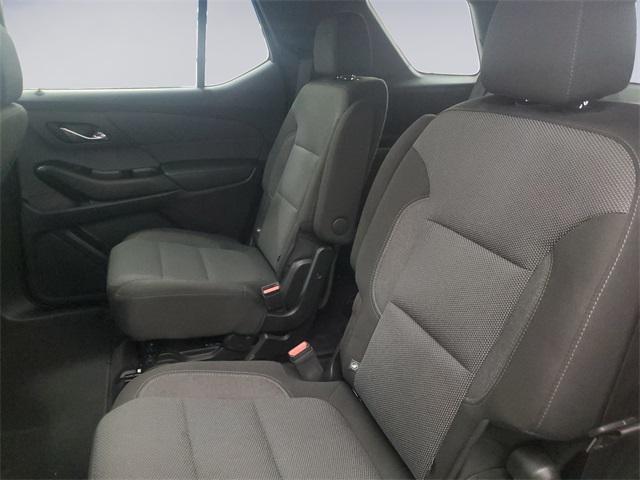 used 2023 Chevrolet Traverse car, priced at $29,988