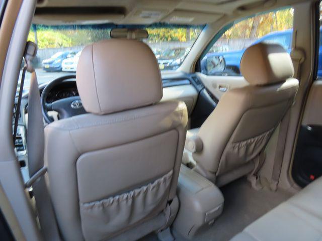 used 2003 Toyota Highlander car, priced at $3,499