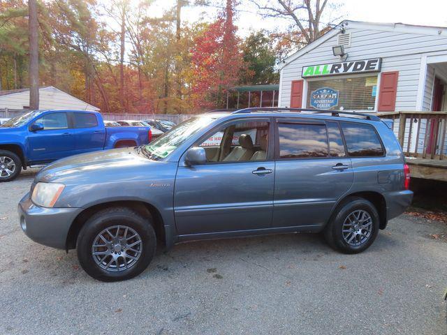 used 2003 Toyota Highlander car, priced at $3,499