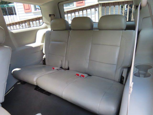 used 2007 Chrysler Aspen car, priced at $5,999