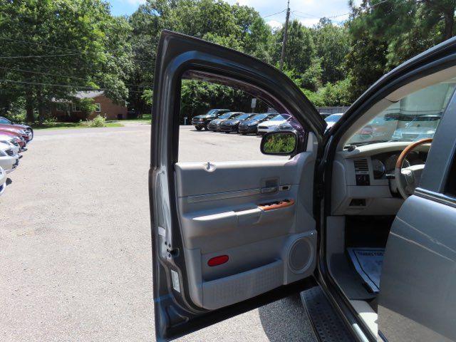 used 2007 Chrysler Aspen car, priced at $5,999