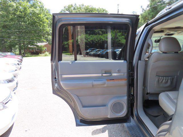 used 2007 Chrysler Aspen car, priced at $5,999