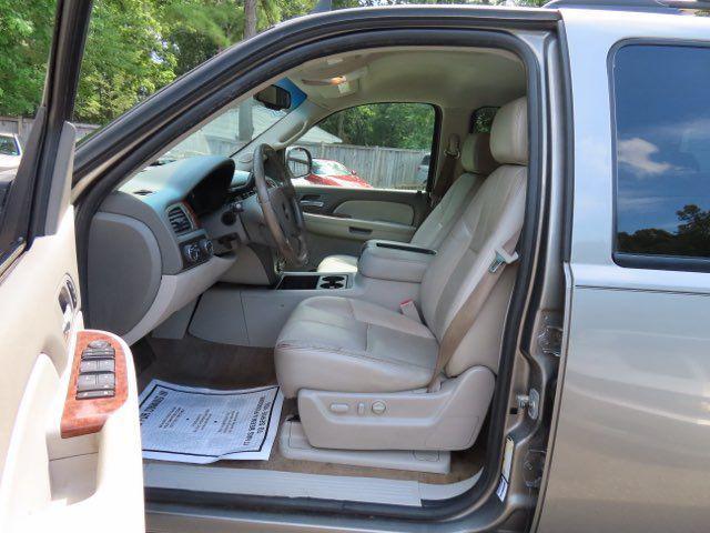 used 2009 GMC Yukon car, priced at $7,999