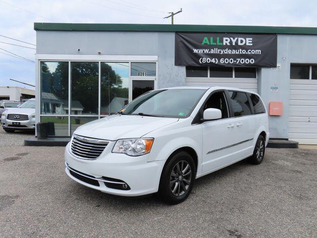 used 2015 Chrysler Town & Country car, priced at $5,999