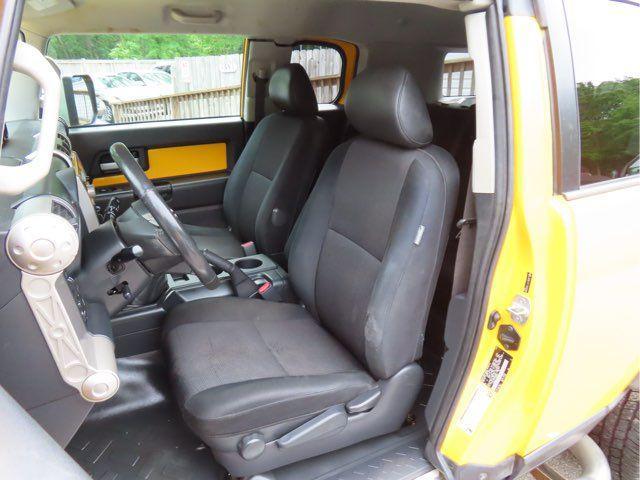 used 2007 Toyota FJ Cruiser car, priced at $10,999