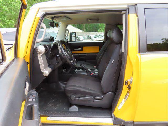used 2007 Toyota FJ Cruiser car, priced at $10,999