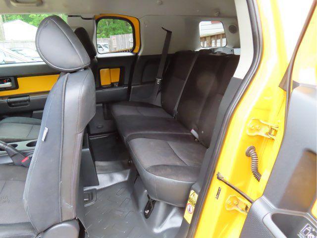 used 2007 Toyota FJ Cruiser car, priced at $10,999