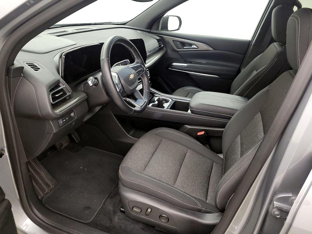 used 2025 Chevrolet Traverse car, priced at $39,998