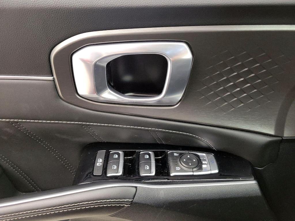 used 2023 Kia Sorento car, priced at $28,998