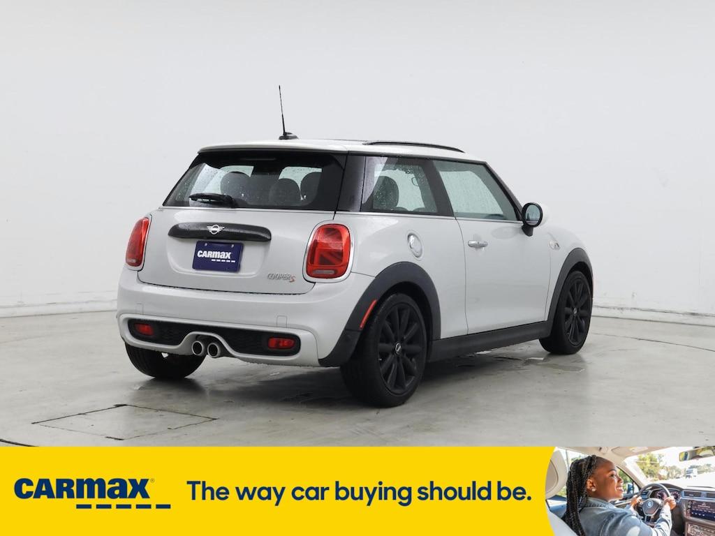 used 2021 MINI Hardtop car, priced at $20,998