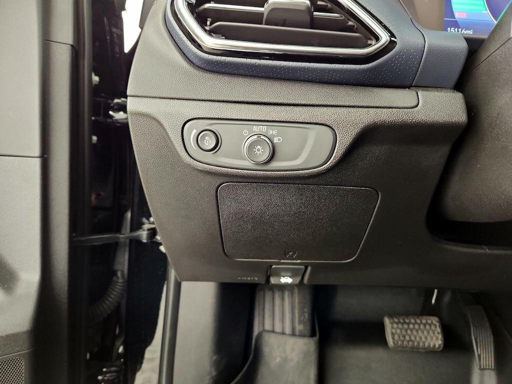 used 2023 Chevrolet Bolt EUV car, priced at $25,998